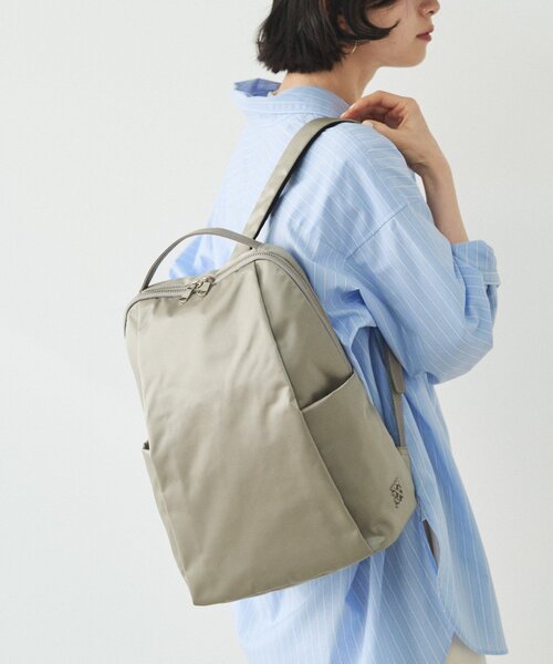 russet（ラシット）の「［背面メッシュ仕様］クラウズナイロンリュックサック(CE-1499)（バックパック/リュック・レディース・ブラック/グレー・FREE）」の3枚目の写真