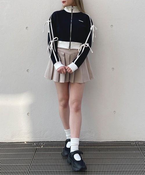 one way(ワンウェイ)の「袖リボントラックジャケット(その他アウター・レディース・ホワイト/ベージュ/ブラック・FREE)」の7枚目の写真