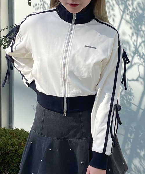 one way(ワンウェイ)の「袖リボントラックジャケット(その他アウター・レディース・ホワイト/ベージュ/ブラック・FREE)」の18枚目の写真