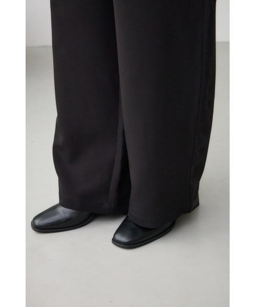 AZUL by moussy（アズールバイマウジー）の「ベルトタックワイドパンツ（スラックス・レディース・ライトベージュ/ピンク/ブラック・SMALL/MEDIUM）」の19枚目の写真