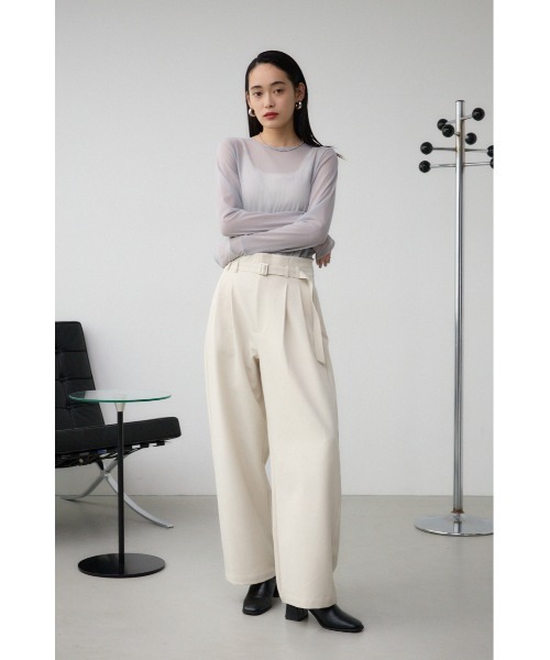 AZUL by moussy（アズールバイマウジー）の「ベルトタックワイドパンツ（スラックス・レディース・ライトベージュ/ピンク/ブラック・SMALL/MEDIUM）」の21枚目の写真