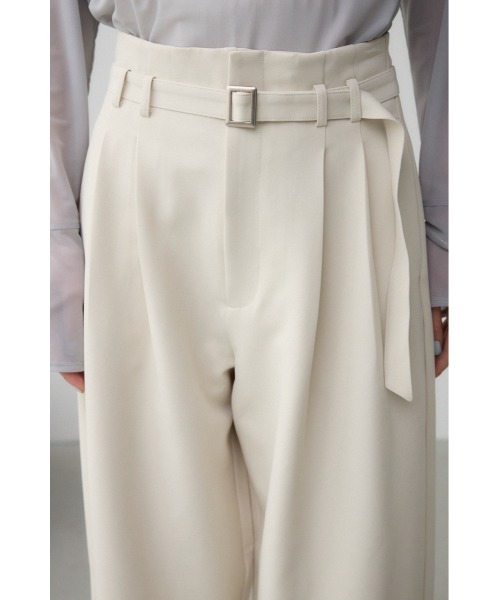 AZUL by moussy（アズールバイマウジー）の「ベルトタックワイドパンツ（スラックス・レディース・ライトベージュ/ピンク/ブラック・SMALL/MEDIUM）」の14枚目の写真