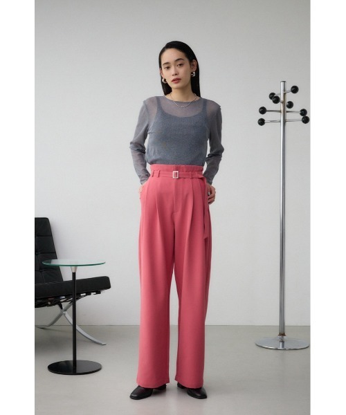 AZUL by moussy（アズールバイマウジー）の「ベルトタックワイドパンツ（スラックス・レディース・ライトベージュ/ピンク/ブラック・SMALL/MEDIUM）」の8枚目の写真