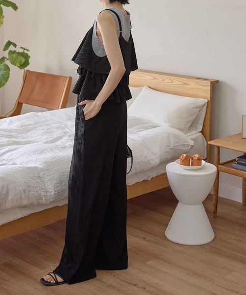 CHAN ME（チャンミ）の「リンクルキャミソール&パンツセットアップ（セットアップ・レディース・ブラック/モカ・MEDIUM/LARGE）」の6枚目の写真