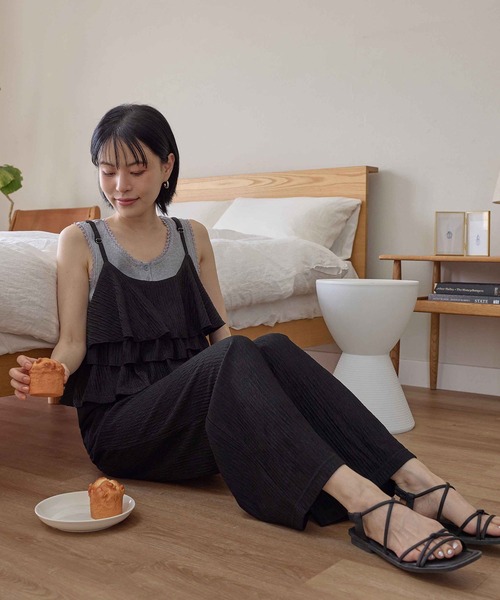 CHAN ME（チャンミ）の「リンクルキャミソール&パンツセットアップ（セットアップ・レディース・ブラック/モカ・MEDIUM/LARGE）」の8枚目の写真