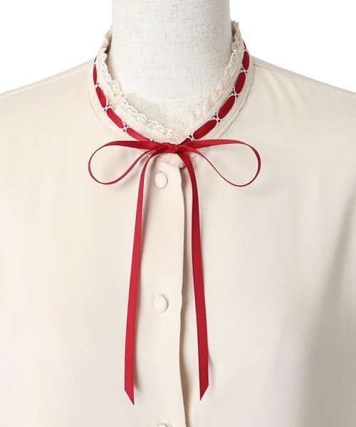 F i.n.t(フィント)の「はしごリボンスタンドカラーブラウス/ fint フィント(シャツ/ブラウス・レディース・ピンクベージュ/オフホワイト・FREE)」の18枚目の写真