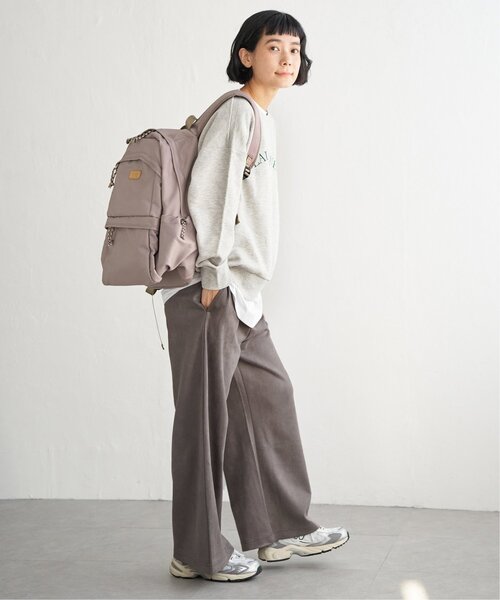 LBC(エルビーシー)の「10ポケットBIGリュック(バックパック/リュック・レディース・グレイッシュベージュ/ブラック/キャメル/ブルー系その他/カーキ・FREE)」の17枚目の写真