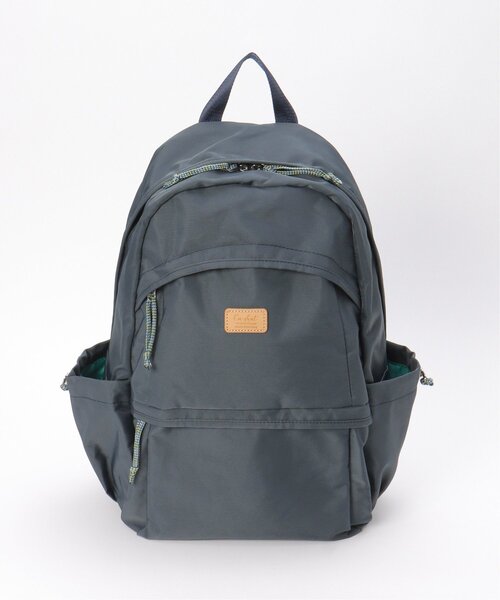 LBC(エルビーシー)の「10ポケットBIGリュック(バックパック/リュック・レディース・グレイッシュベージュ/ブラック/キャメル/ブルー系その他/カーキ・FREE)」の12枚目の写真