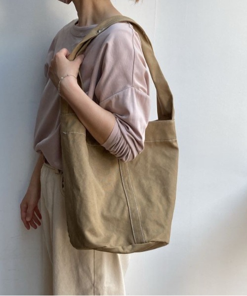 EARTH MADE（アースメイド）の「CANVAS WASH BOTTOM TOTE（トートバッグ・メンズ・グレー/ブラック/ベージュ・FREE）」の3枚目の写真