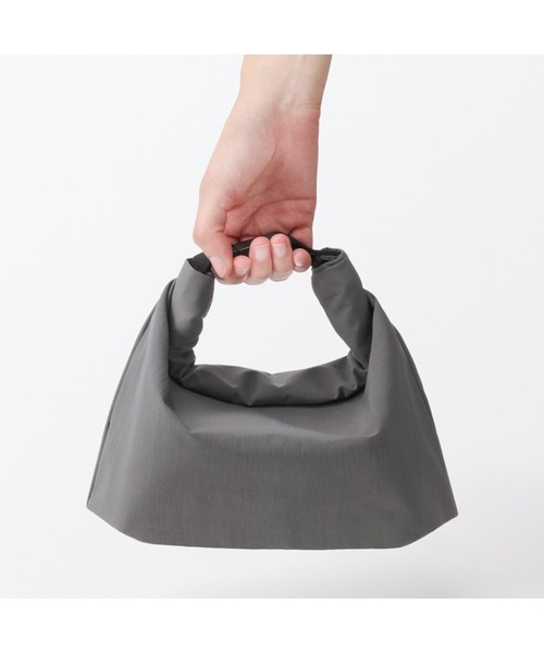 無印良品（ムジルシリョウヒン）の「高さが変えられる　ランチバッグ　ロールトップタイプ　大（エコバッグ/サブバッグ・メンズ・ベージュ/ブルー系/グレー・FREE）」の10枚目の写真