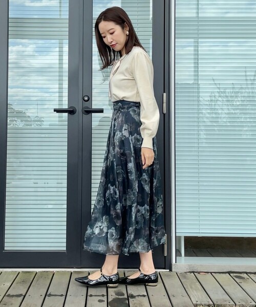 couture brooch（クチュールブローチ）の「【大人可愛い・きれいめ】Springオーガンフルールスカート（スカート・レディース・ブラック系/ライトグレー系/ベージュ系その他・36/38/40/42）」の13枚目の写真