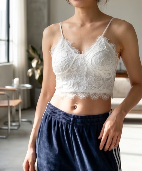 Per sist ence(パーシエンス)の「レースビスチェブラトップ(キャミソール・レディース・ブラック/アイボリー・ONE SIZE)」の1枚目の写真