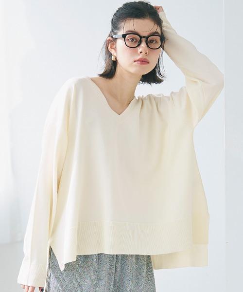 coca(coca)(コカ)の「スポンディッシュニットVネックトップス(ニット/セーター・レディース・ライトブルー/アイボリー/ブラック/チャコール・S/L/M)」の1枚目の写真