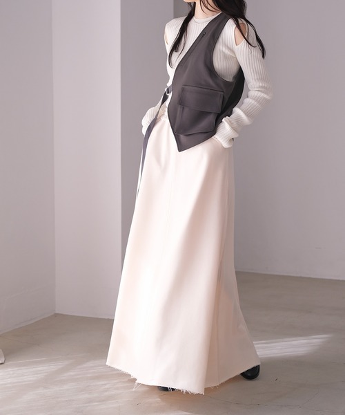 AKTE（アクテ）の「アシンメトリーベスト（ベスト・レディース・ブラック/チャコール・FREE）」の12枚目の写真