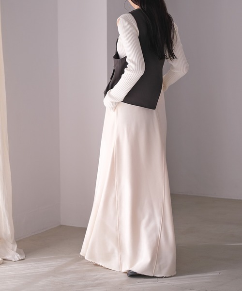 AKTE（アクテ）の「アシンメトリーベスト（ベスト・レディース・ブラック/チャコール・FREE）」の13枚目の写真