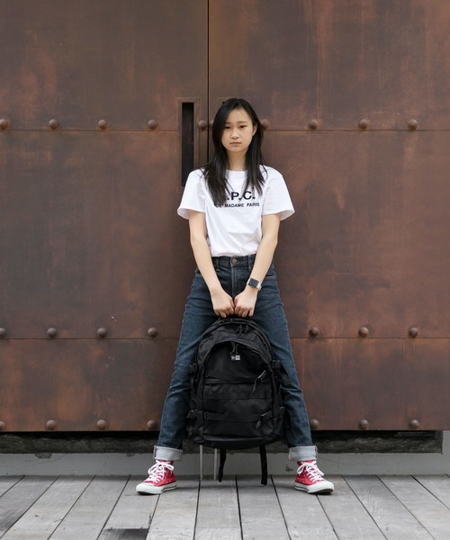 NEW ERA(ニューエラ)の「【NEW ERA/ニューエラ】CARRIER PACK キャリアパック(バックパック/リュック・メンズ・ブラック×ホワイト/ブラック/オリーブ・FREE)」の7枚目の写真