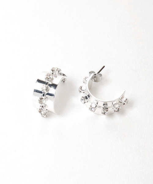 GLOBAL WORK(グローバルワーク)の「MATINE LINE/ストーンメタルカーブピアス/288890(ピアス(両耳用)・レディース・シルバー/ゴールド・ONE SIZE)」の6枚目の写真