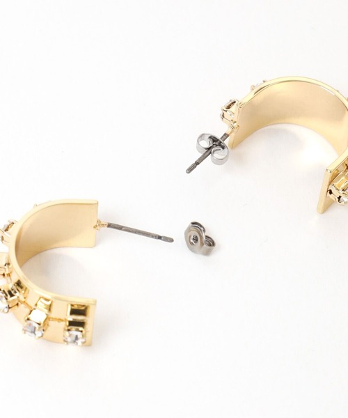 GLOBAL WORK(グローバルワーク)の「MATINE LINE/ストーンメタルカーブピアス/288890(ピアス(両耳用)・レディース・シルバー/ゴールド・ONE SIZE)」の11枚目の写真