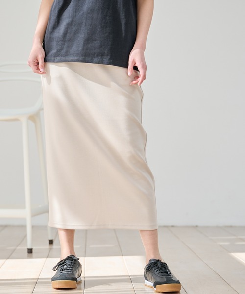 Arnold Palmer(アーノルドパーマー)の「ハイストレッチ ナロー スカート(スカート・レディース・ライトベージュ/ブラック・L/M/S)」の1枚目の写真