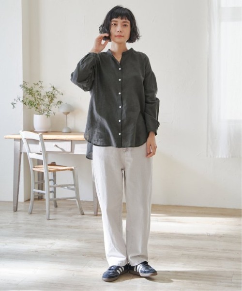 LBC（エルビーシー）の「リネンコットンバンドカラーシャツ（シャツ/ブラウス・レディース・チャコールグレー/ライトブルー/オレンジ/ホワイト/グリーン・M）」の13枚目の写真