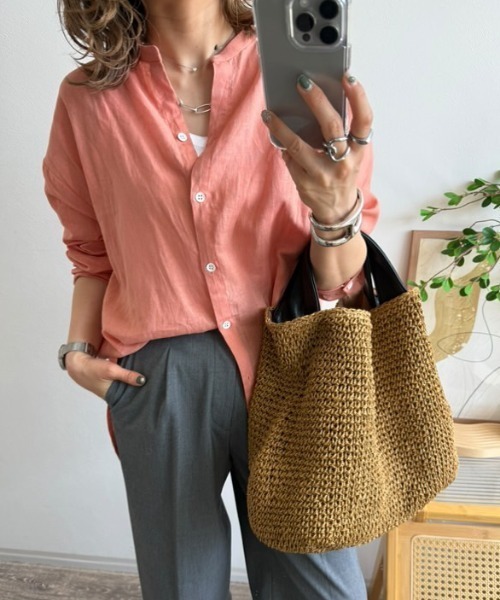 LBC（エルビーシー）の「リネンコットンバンドカラーシャツ（シャツ/ブラウス・レディース・チャコールグレー/ライトブルー/オレンジ/ホワイト/グリーン・M）」の17枚目の写真