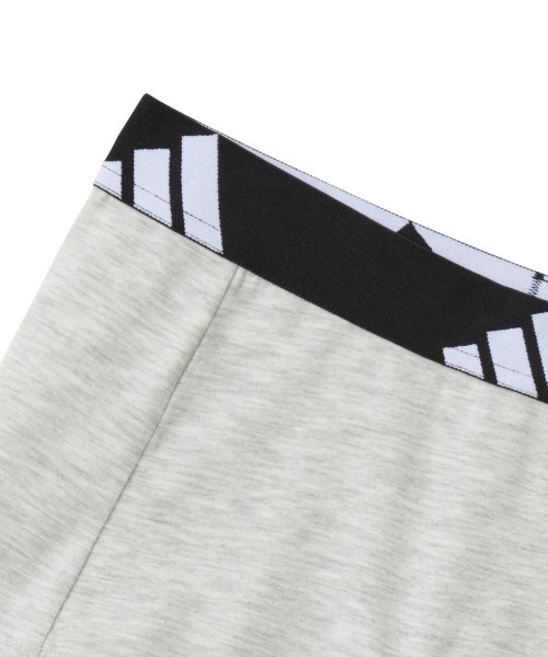 adidas(アディダス)の「adidas/アディダス ハーフショーツ 吸汗速乾(ショーツ・レディース・杢グレー/ベージュ系その他/ブラック/パープル系その他・MEDIUM/LARGE/SMALL)」の5枚目の写真