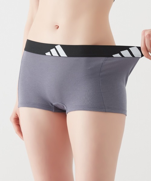 adidas(アディダス)の「adidas/アディダス ハーフショーツ 吸汗速乾(ショーツ・レディース・杢グレー/ベージュ系その他/ブラック/パープル系その他・MEDIUM/LARGE/SMALL)」の9枚目の写真