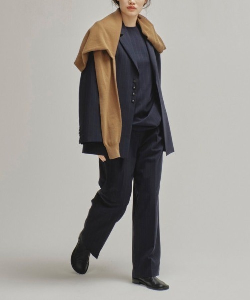 TODAYFUL(トゥデイフル)の「TODAYFUL Stripe Tuck Trousers 12510702(スラックス・レディース・インディゴブルー・36/38)」の3枚目の写真