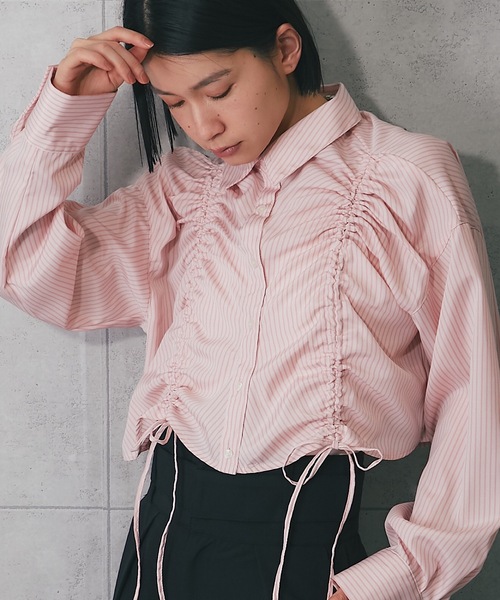 ANOTHER S(アナザーエス)の「フロントシャーリングショートストライプブラウス(シャツ/ブラウス・レディース・ブルー系その他/ブラック×ホワイト/ピンク/ブルー/オフホワイト/ホワイト×ブラック・FREE)」の20枚目の写真