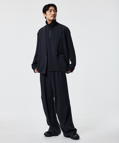 STUDIOUS（ステュディオス）の「ESSENTIAL RELAX WIDE PANTS（カーゴパンツ・メンズ・ダークグレー/ブラック・1/2）」の4枚目の写真