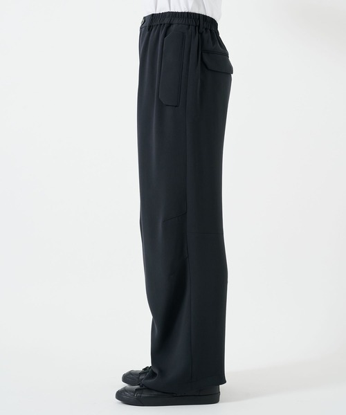 STUDIOUS（ステュディオス）の「【STUDIOUS】ESSENTIAL RELAX WIDE PANTS（カーゴパンツ・メンズ・ダークグレー/ブラック・1/2）」の13枚目の写真