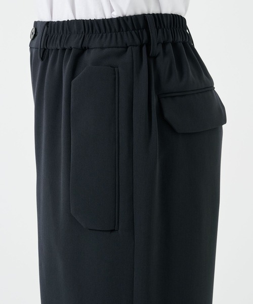 STUDIOUS（ステュディオス）の「【STUDIOUS】ESSENTIAL RELAX WIDE PANTS（カーゴパンツ・メンズ・ダークグレー/ブラック・1/2）」の16枚目の写真