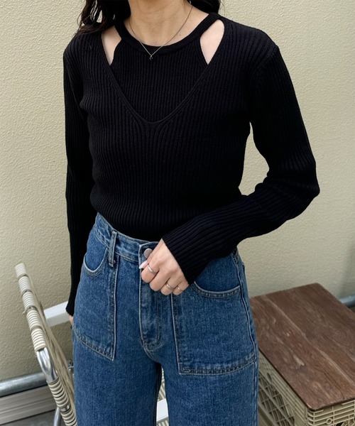 LE MORE(リモア)の「ショルダースリットデザインニット(ニット/セーター・レディース・アイボリー/ブラック・FREE)」の3枚目の写真