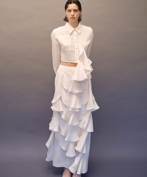 RUMCHE（ラムシェ）の「Moon Ruffle Shirt / ムーンラッフルシャツ（シャツ/ブラウス・レディース・オフホワイト・FREE）」の2枚目の写真