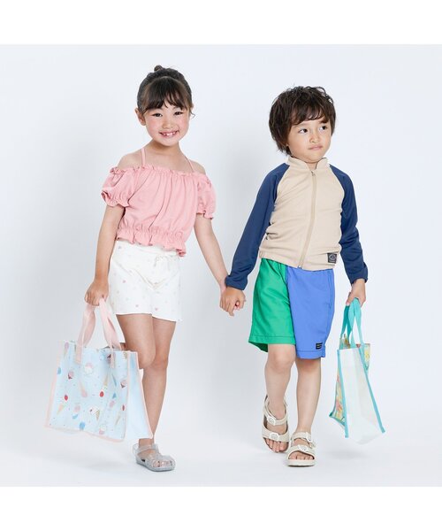 Ampersand（アンパサンド）の「【UVカット/ジュニア対応】プールサイドブルゾン（ラッシュガード・キッズ・ネイビー/パープル/ブラウン/アイボリー・80/90/100/110/120/130/140）」の5枚目の写真