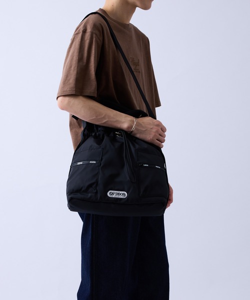 OUTDOOR PRODUCTS(アウトドアプロダクツ)の「【OUTDOOR PRODUCTS meet j.n.r.d】別注/2WAYドローストリングバッグ(ショルダーバッグ・メンズ・カーキ/ブラック/ブラウン・FREE)」の12枚目の写真