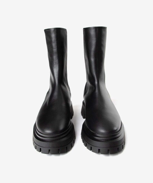 STUART WEITZMAN(スチュアートワイツマン)の「STUART WEITZMAN BEDFORD BOOT スチュアート・ワイツマン ベッドフォード サイドゴア ブーツ(ブーツ・レディース・ブラック・36/36.5/37/37.5/38)」の10枚目の写真
