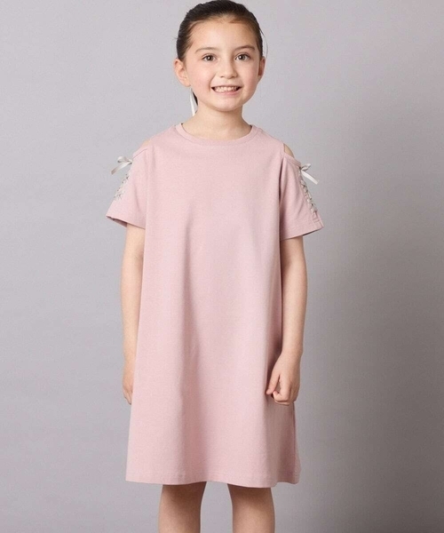 a.v.v（アーヴェヴェ）の「【ワンピース人気NO1/毛玉になりにくい】[140-150]オフショルレースアップワンピース（ワンピース・キッズ・ライトブルー/ライトピンク/ブラック/ライラック/ブルー・140/150）」の5枚目の写真