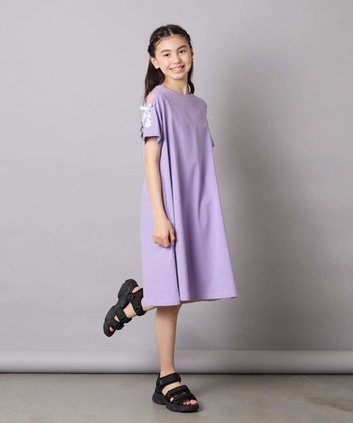 a.v.v（アーヴェヴェ）の「【ワンピース人気NO1/毛玉になりにくい】[140-150]オフショルレースアップワンピース（ワンピース・キッズ・ライトブルー/ライトピンク/ブラック/ライラック/ブルー・140/150）」の13枚目の写真