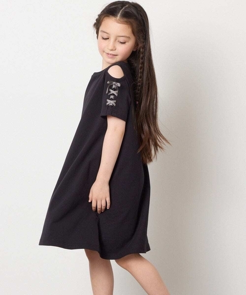 a.v.v（アーヴェヴェ）の「【ワンピース人気NO1/毛玉になりにくい】[140-150]オフショルレースアップワンピース（ワンピース・キッズ・ライトブルー/ライトピンク/ブラック/ライラック/ブルー・140/150）」の19枚目の写真