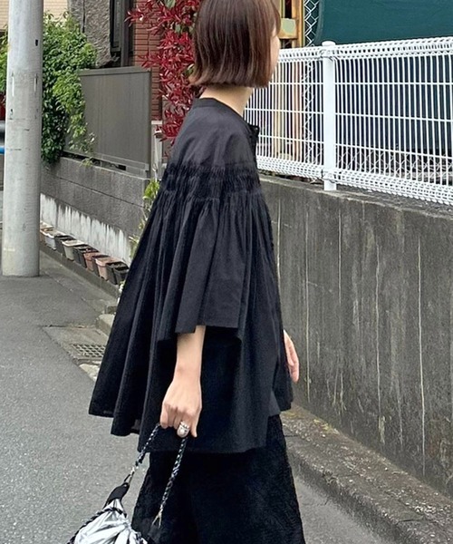 notch.（ノッチ）の「【 notch. by KR 】ピンタックフレアブラウス（シャツ/ブラウス・レディース・ブラック/ネイビー/チャコール/オフホワイト・M）」の2枚目の写真