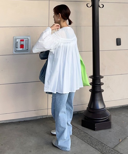 notch.（ノッチ）の「【 notch. by KR 】ピンタックフレアブラウス（シャツ/ブラウス・レディース・ブラック/ネイビー/チャコール/オフホワイト・M）」の9枚目の写真