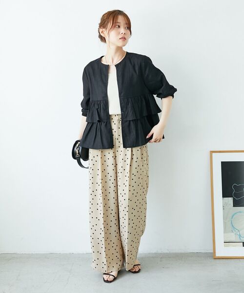 le.coeur blanc（ルクールブラン）の「リネンライクスラブドットタックパンツ（その他パンツ・レディース・ベージュ系その他2/グレー系その他・38）」の21枚目の写真