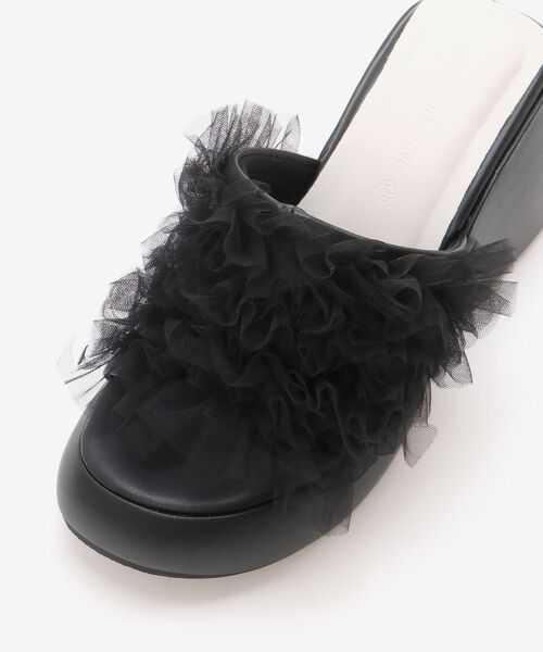 MAJESTIC LEGON(マジェスティックレゴン)の「ボリュームフリルサンダル(サンダル・レディース・ブラック/アイボリー/グレイッシュベージュ・SMALL/MEDIUM/LARGE/X-LARGE)」の17枚目の写真