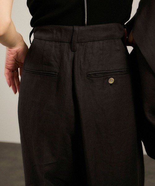 SALON adam et rope'（サロン アダム エ ロペ）の「リネンツイルタックパンツ（スラックス・レディース・ブラック/ピンク/ベージュ・S/M）」の15枚目の写真
