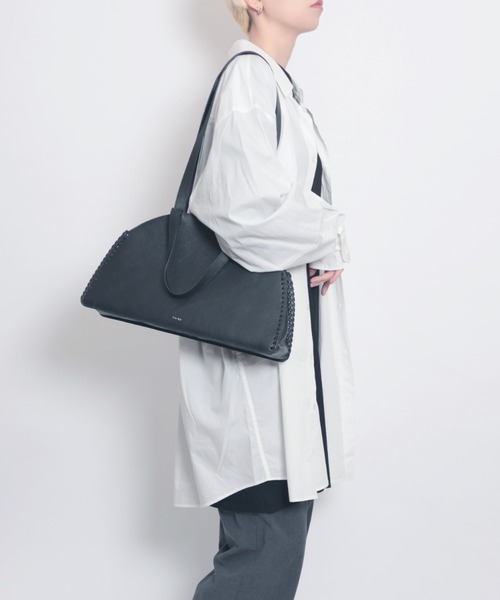 YArKA（ヤーカ）の「【YArKA/ヤーカ】real leather lace up boston bag [lumm] / リアルレザーレースアップデザインボストンバッグ（ボストンバッグ・メンズ・ブラック・FREE）」の20枚目の写真