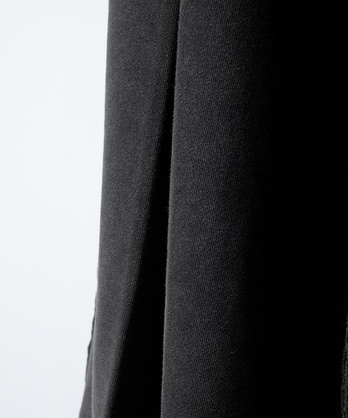 RUUBON（ルーボン）の「【RUUBON】deep tuck wide sweat pants / ディープタックワイドスウェットパンツ（スウェットパンツ・メンズ・ブラック/グレー・L/M/S）」の17枚目の写真