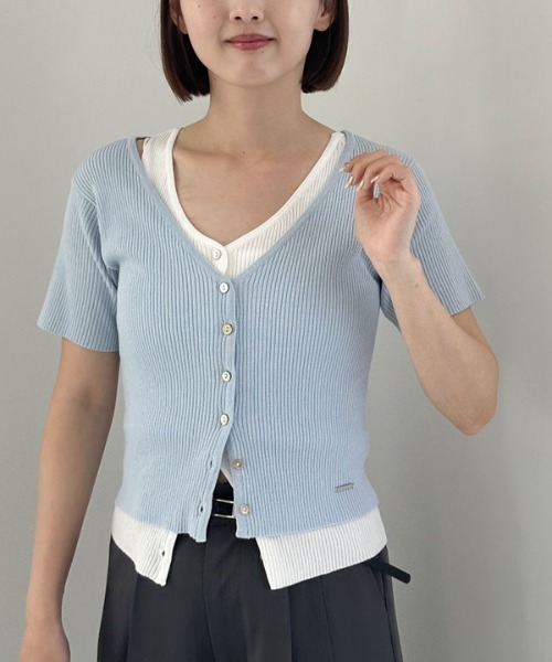 archives（アルシーヴ）の「Ｖネックレイヤードニットアンサンブル（アンサンブル・レディース・ブラック/イエロー/ブルー・MEDIUM）」の6枚目の写真