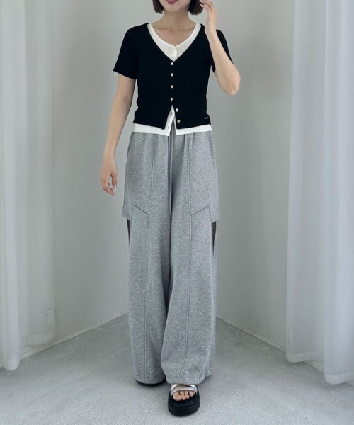 archives（アルシーヴ）の「Ｖネックレイヤードニットアンサンブル（アンサンブル・レディース・ブラック/イエロー/ブルー・MEDIUM）」の20枚目の写真