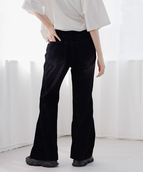 Anui（アニュイ）の「【UNISEX/3サイズ展開】ベルベットフレアデニム（デニムパンツ・レディース・ブルー/ブラック・SMALL/MEDIUM/LARGE）」の12枚目の写真